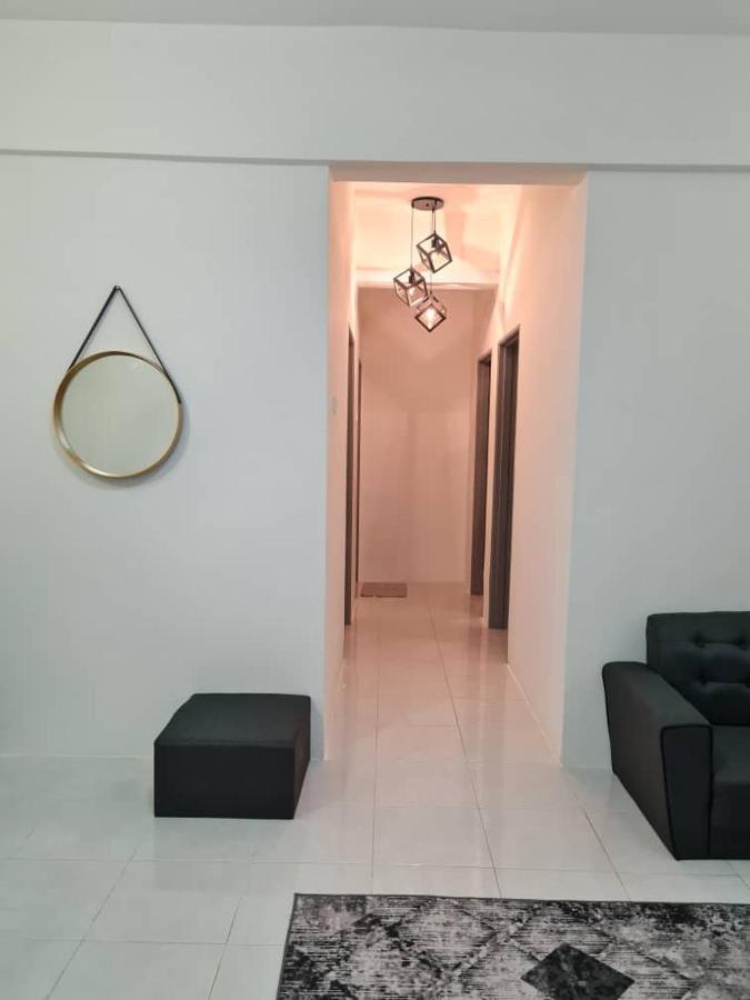 Alfaruqi Homestay Seaview 8 콴탄 외부 사진